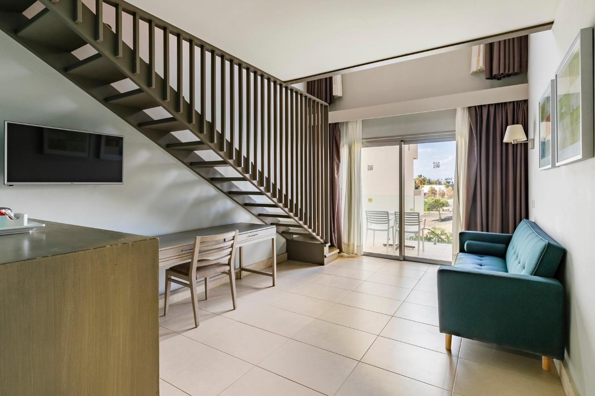 Hd Beach Resort Costa Teguise Esterno foto